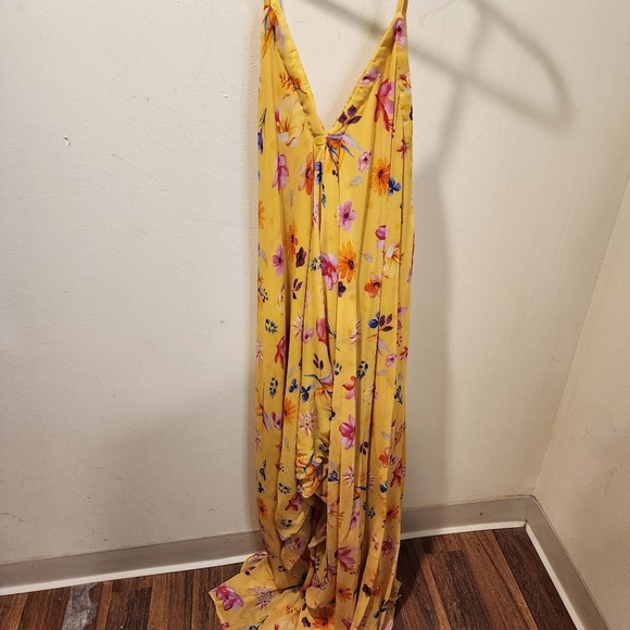 Floral Yellow Jumpsuit - Picture 4 of 12